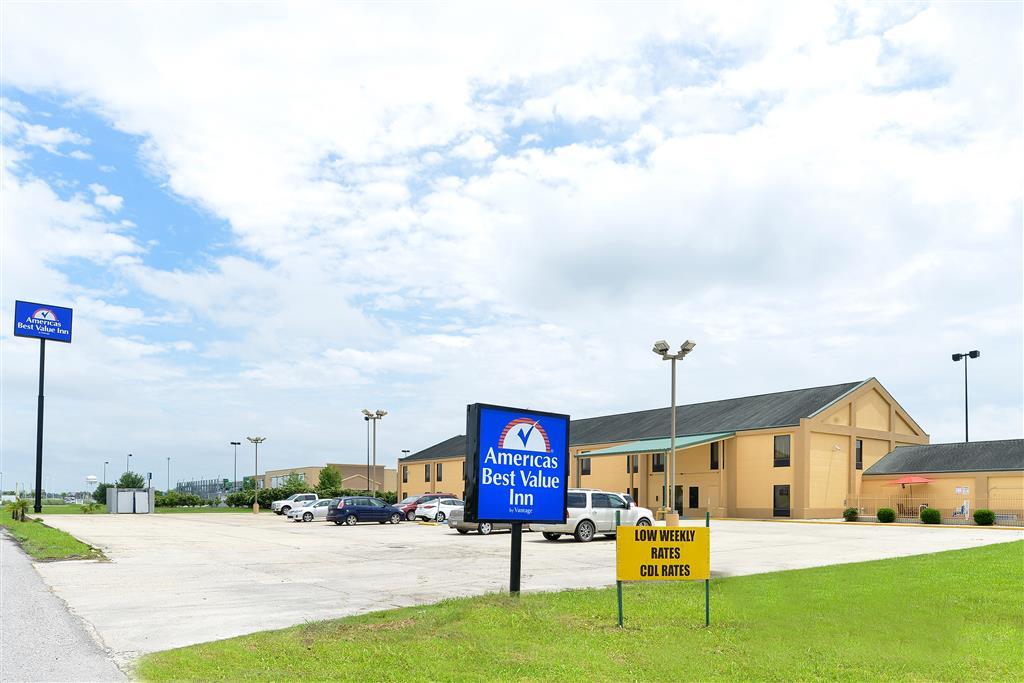 Executive Inn & Suites Breaux Bridge, La Екстериор снимка