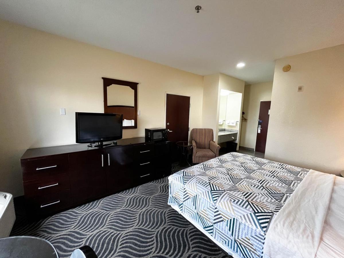 Executive Inn & Suites Breaux Bridge, La Екстериор снимка
